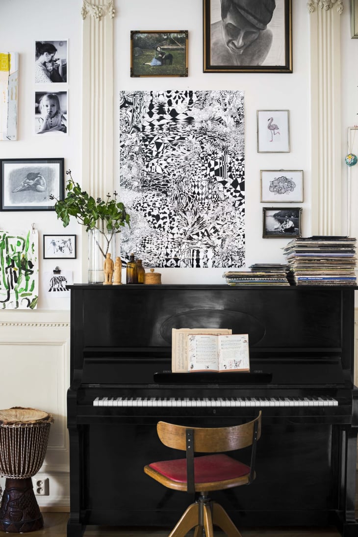 Ways To Decorate Around A Piano Apartment Therapy