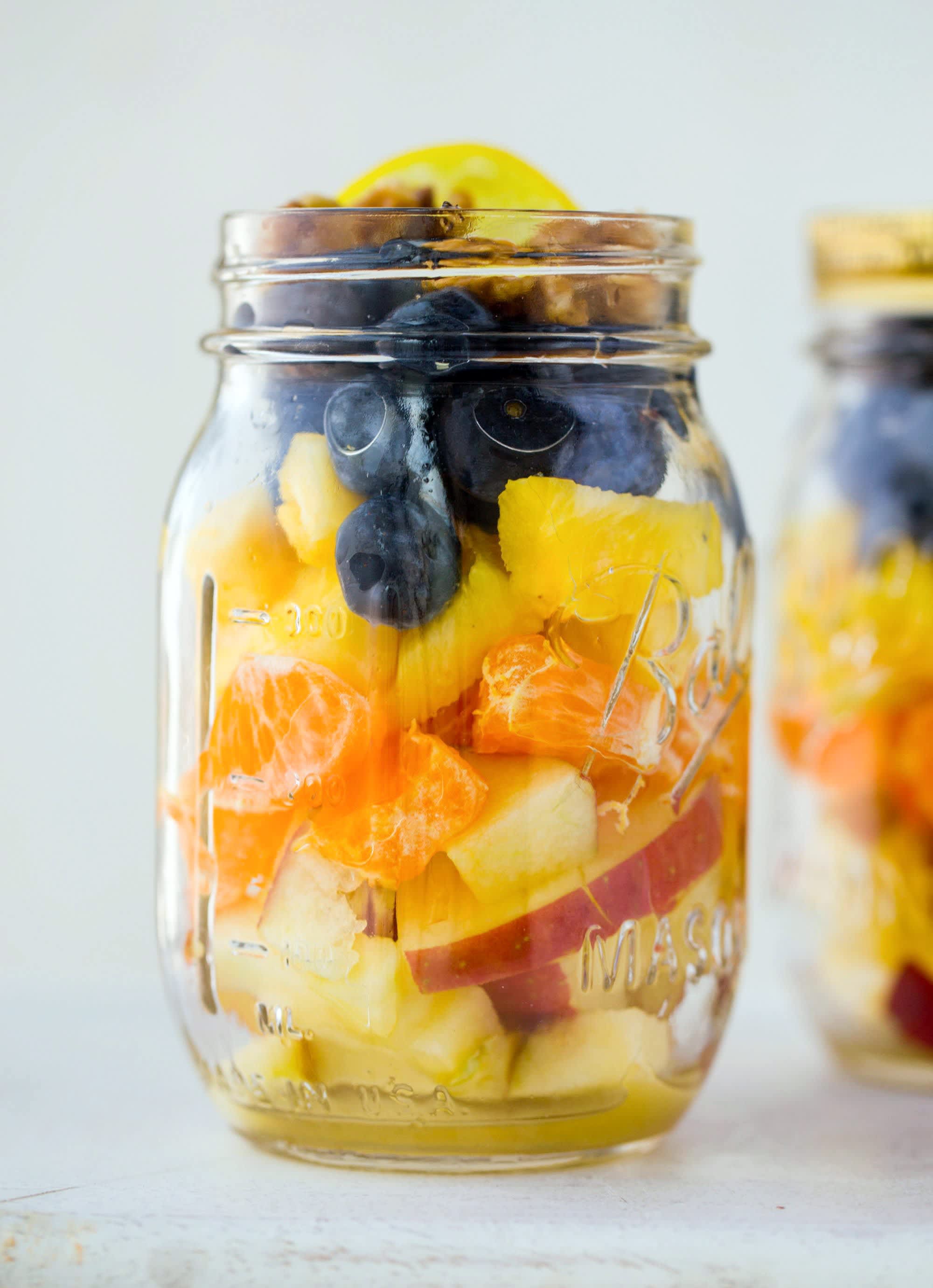 How to Make Fruit Salad in a Jar for Busy Weeks