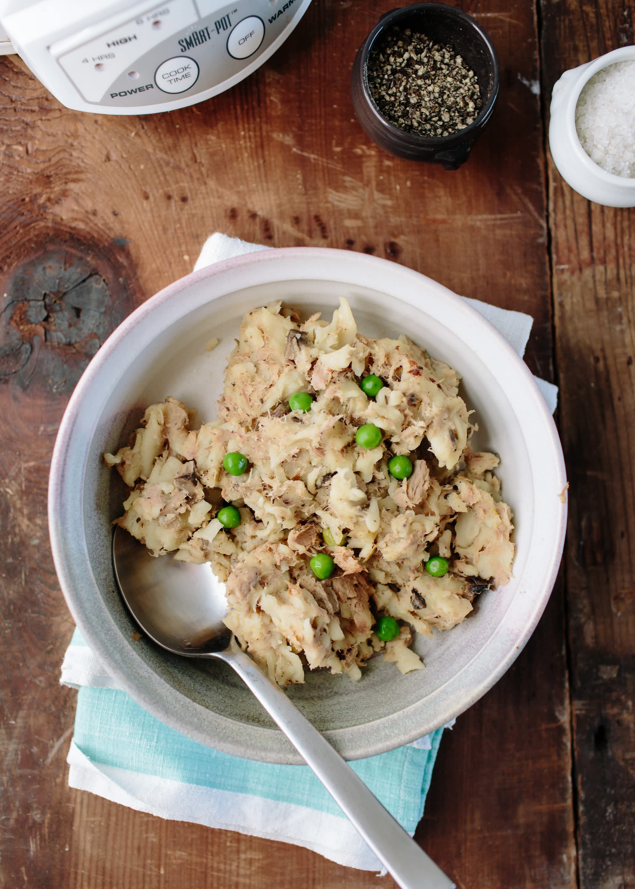 Slow Cooker Tuna Noodle Casserole