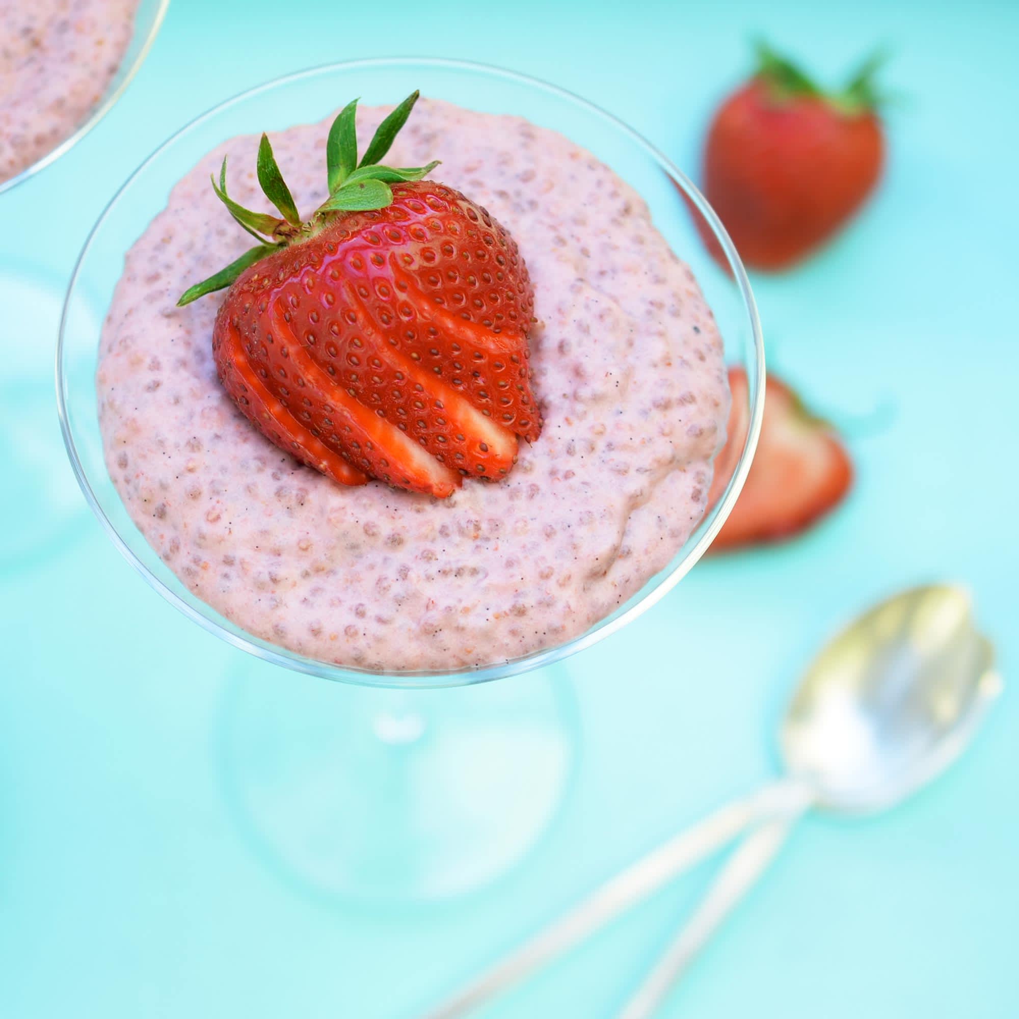 Coconut Chia Pudding {breakfast meal prep} - Wild Wild Whisk