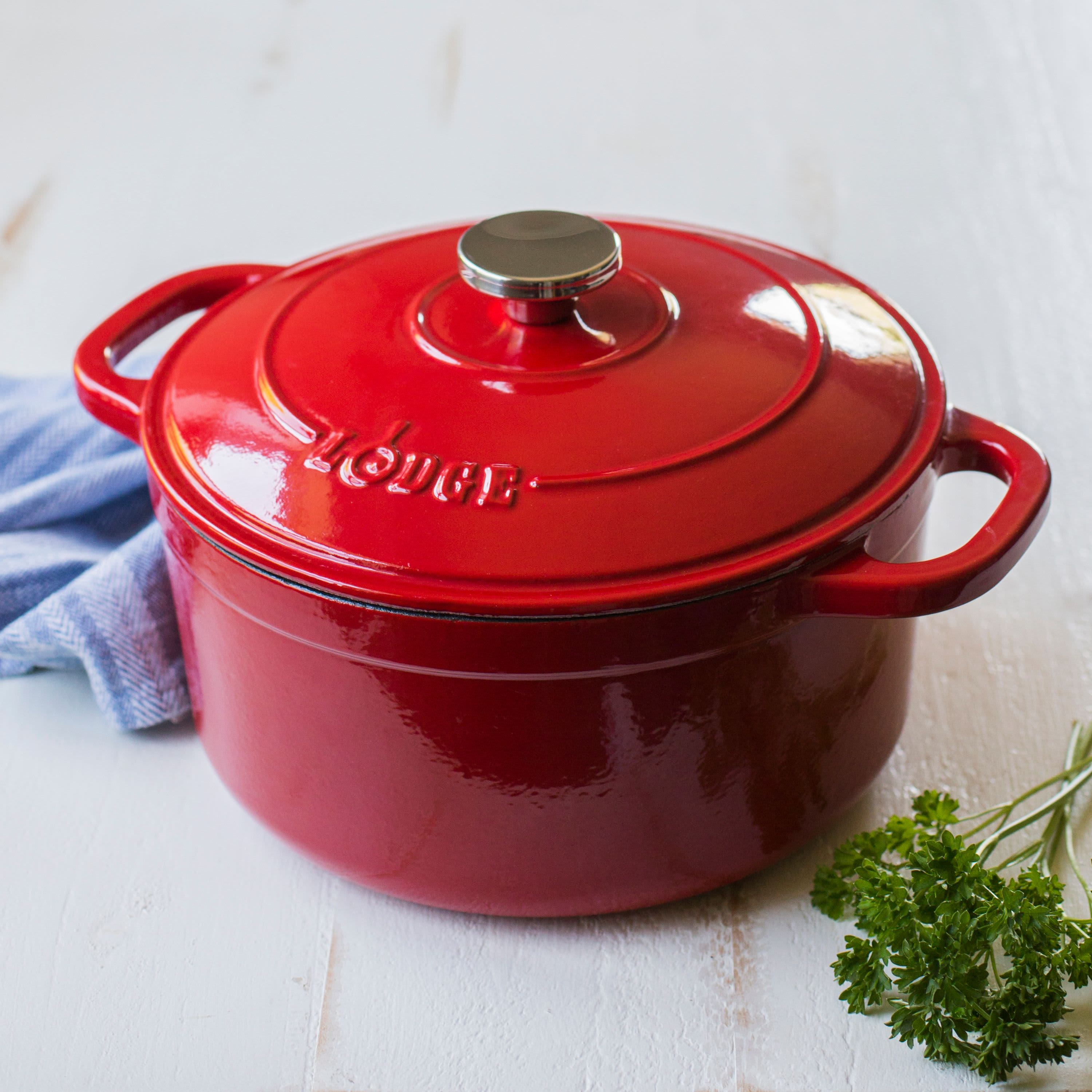 Beautiful 5 Quart Cast Iron Round Dutch Oven, Merlot by Drew Barrymore 