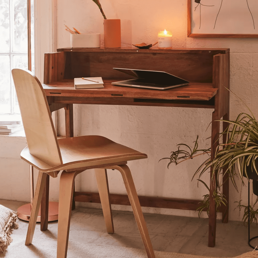 10 Best Low-Profile Desks for Small Spaces for 2022