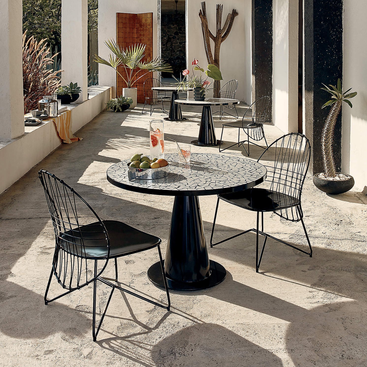 Amazon.com: Nuu Garden 3 Piece Patio Bistro Sets Cast Aluminum Bistro Table  Set Outdoor Patio Furniture with Umbrella Hole for Patio Balcony, Black :  Patio, Lawn & Garden