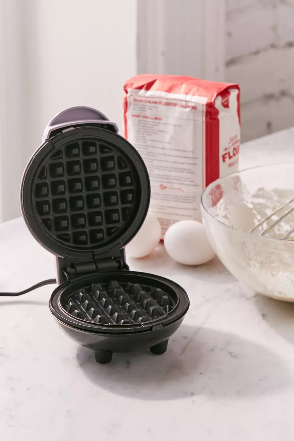 Dash Set of 3 Mini Pizzelle Makers(Modern Holiday) 