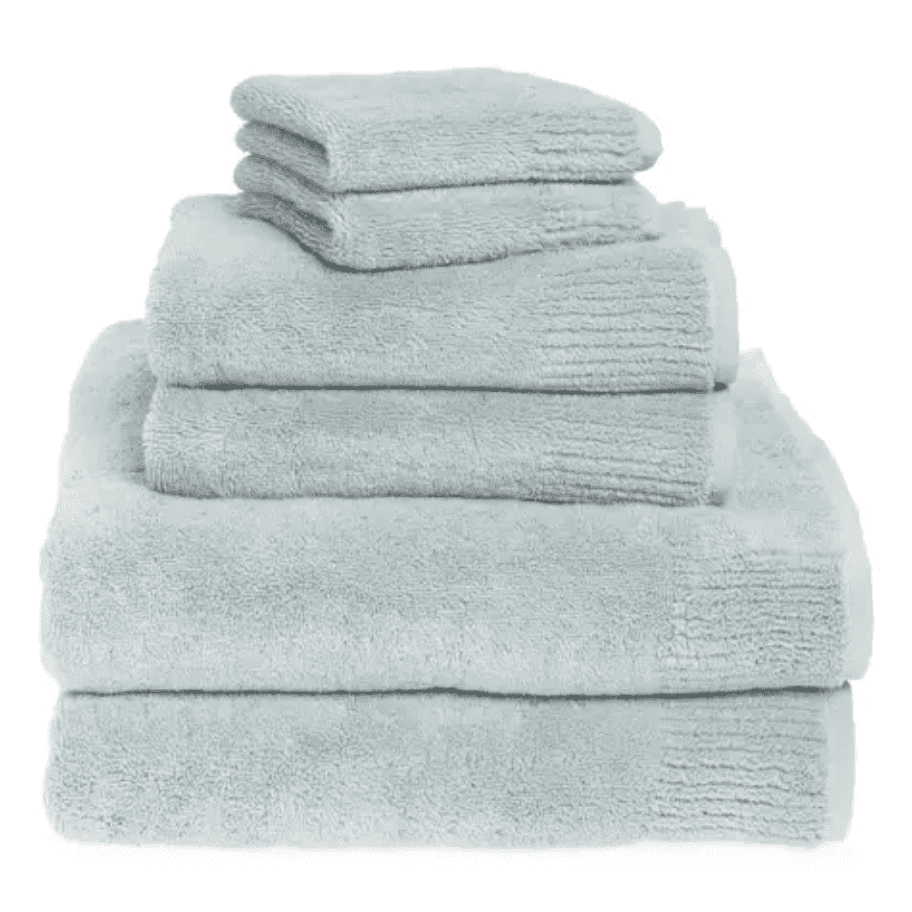 http://cdn.apartmenttherapy.info/image/upload/v1653415443/gen-workflow/product-database/6-piece-luxury-aerospin-bath-towel-set-nordstrom.png