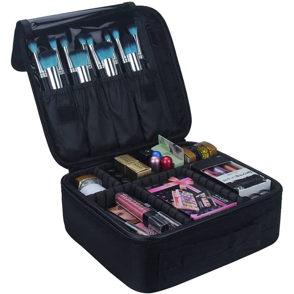http://cdn.apartmenttherapy.info/image/upload/v1660239714/gen-workflow/product-database/travel-makeup-train-cosmetic-case-amazon.jpg
