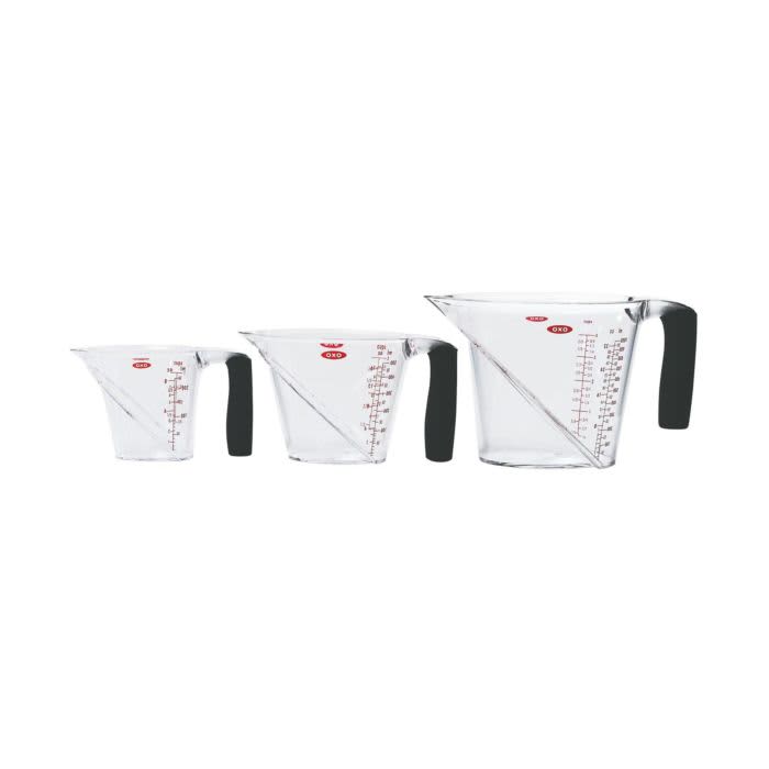 http://cdn.apartmenttherapy.info/image/upload/v1668441296/OXO_3_Piece_Angled_Measuring_Cup_Set.jpg