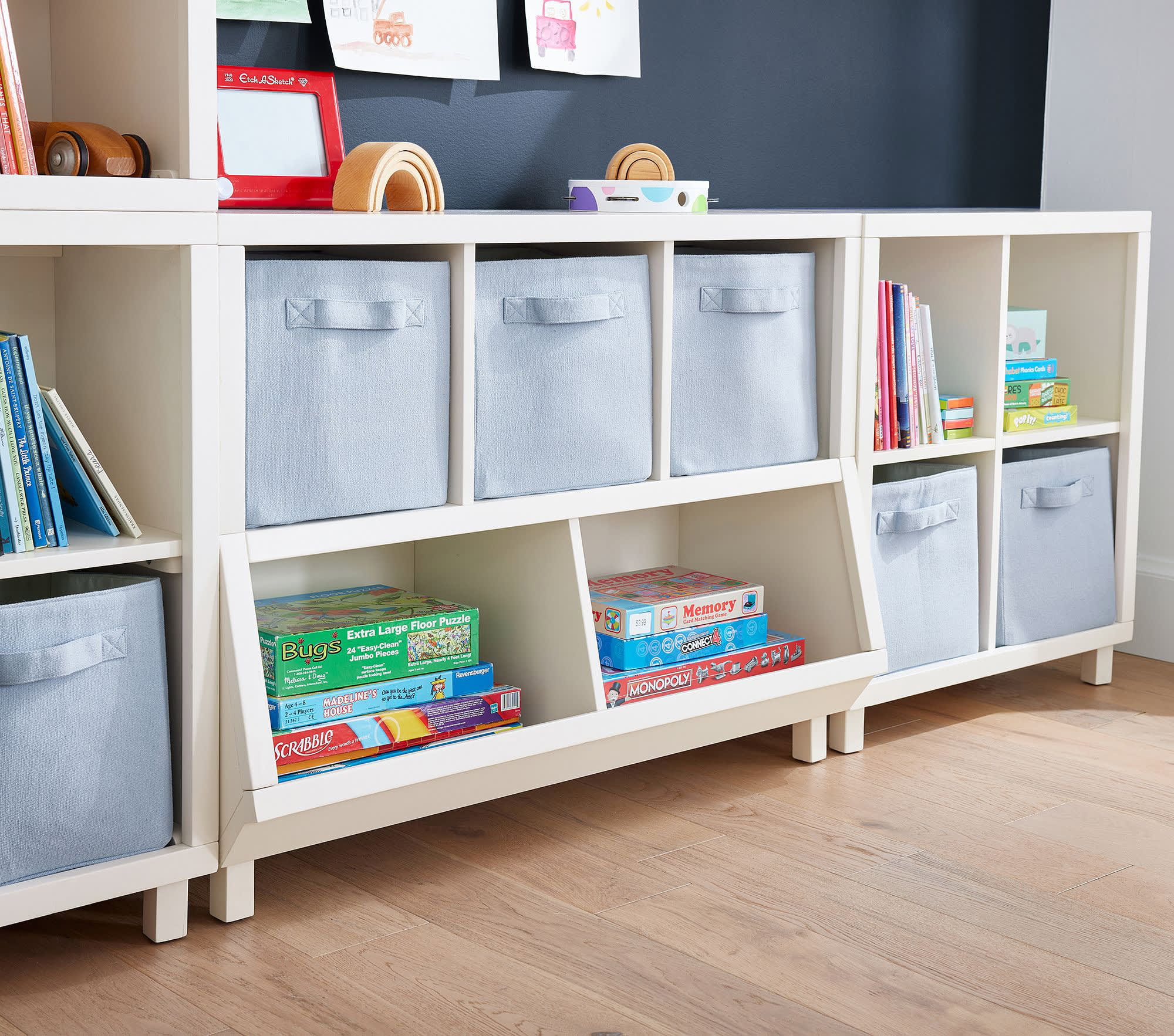 Kids store cubby shelf