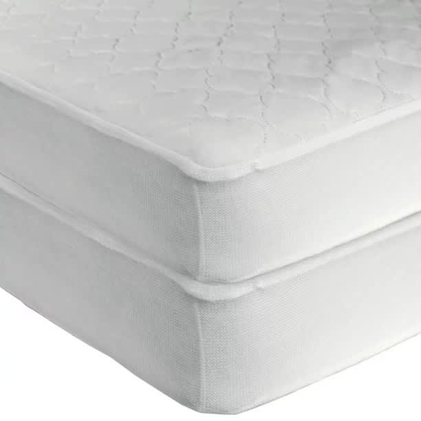 http://cdn.apartmenttherapy.info/image/upload/v1687274013/cb/shopping/2023-06/best-mattress-protectors/sealy-securestay-waterproof-mattress-pads.jpg