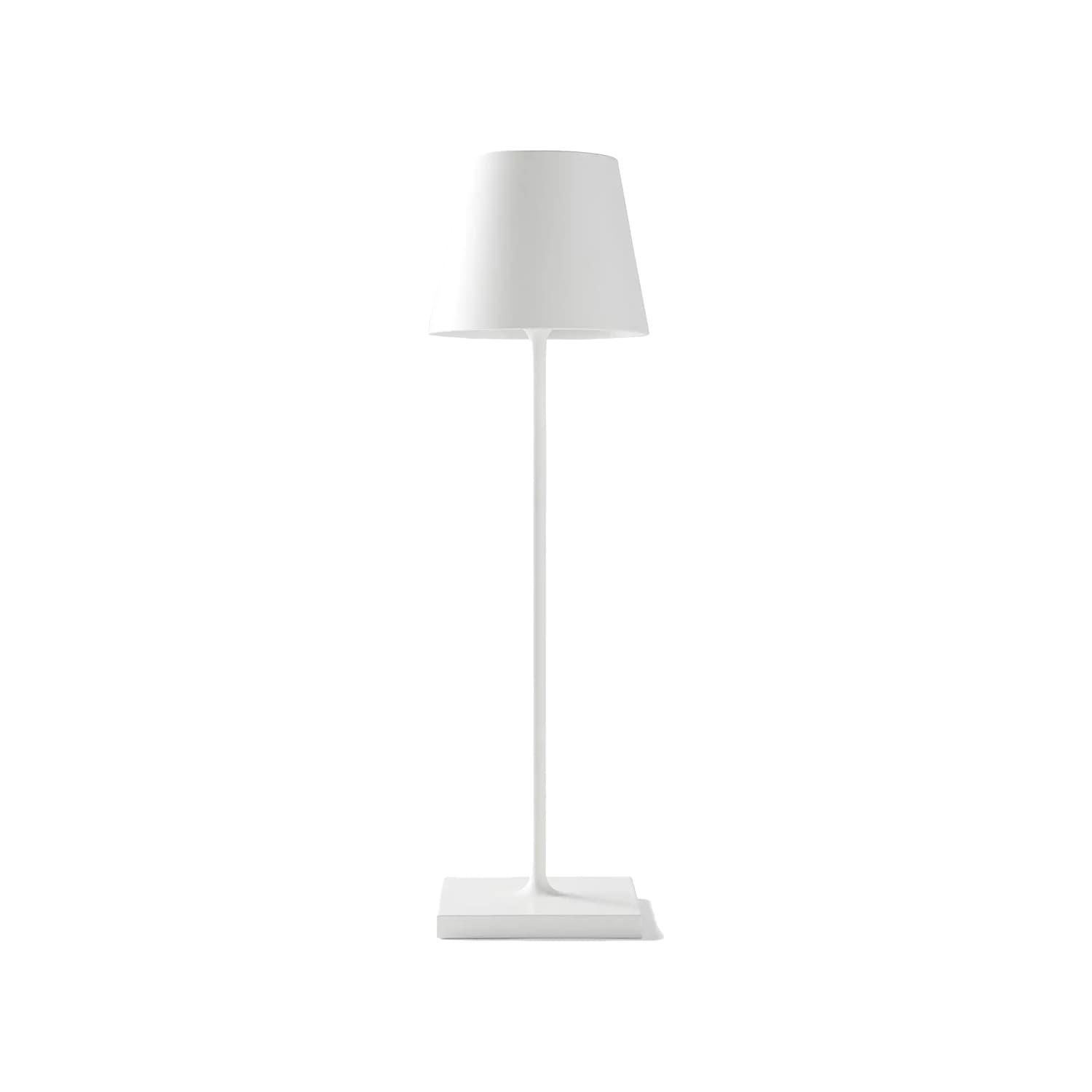 http://cdn.apartmenttherapy.info/image/upload/v1687285413/at/style/2023-06/restaurant-like-lamps/zafferano-poldina-table-lamp.jpg