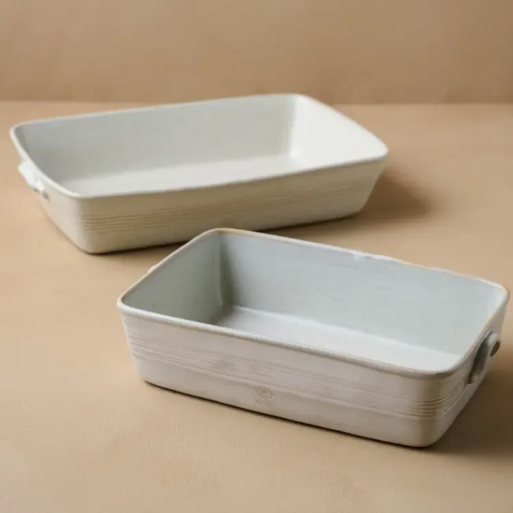 Le Creuset Rectangular Stoneware Dish with Platter Lid - Magnolia