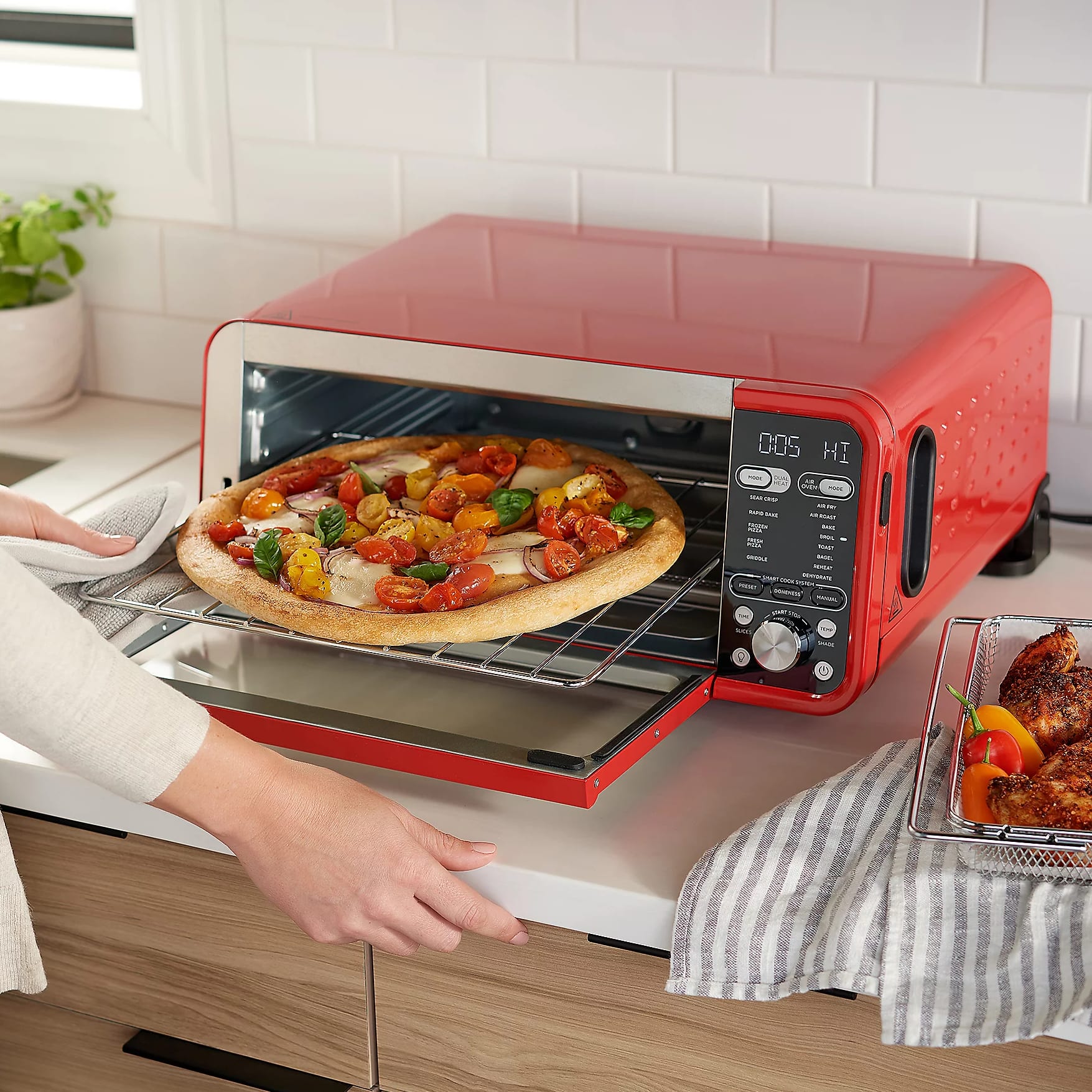 http://cdn.apartmenttherapy.info/image/upload/v1699496618/gen-workflow/product-database/as-is-ninja-foodi-15-in-1-smart-dual-heat-air-fry-flip-oven-qvc.jpg