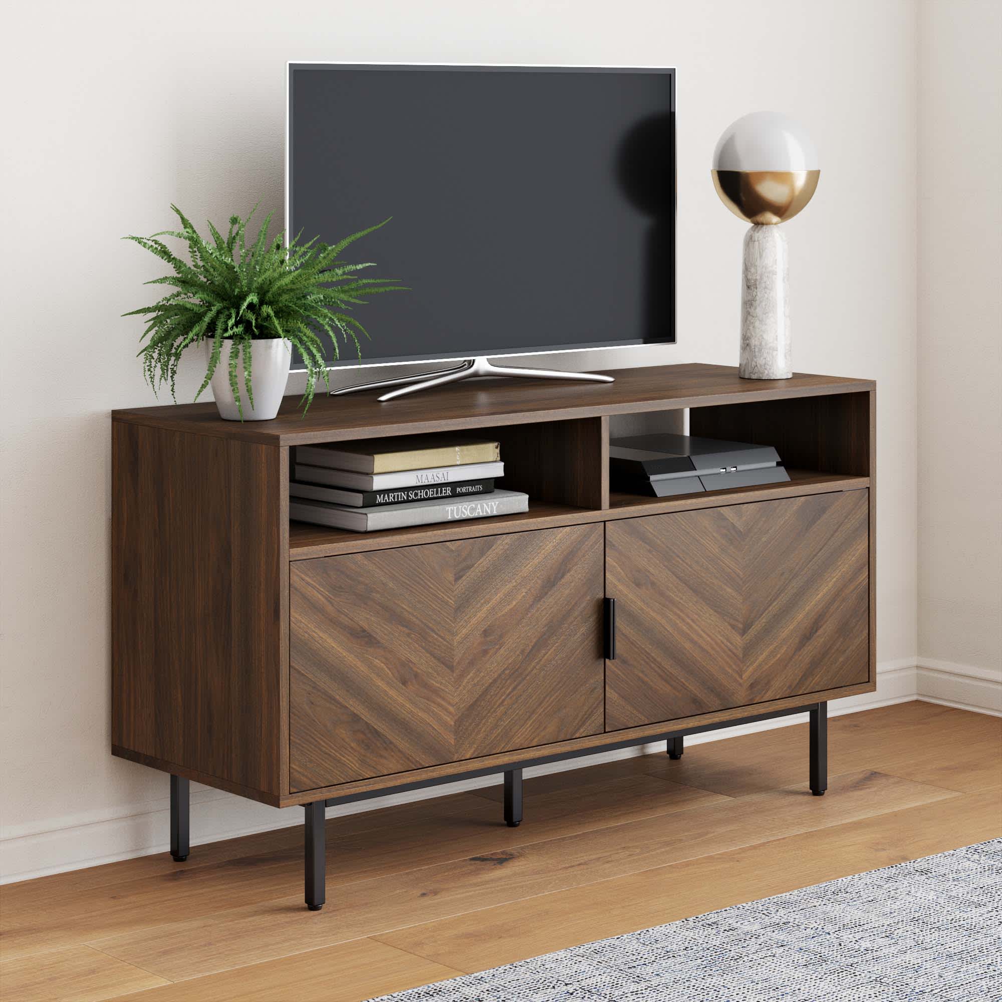 8 Best TV Stands for Small Spaces