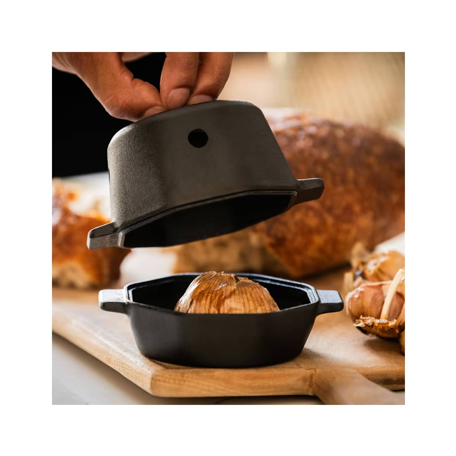 Best Garlic Roasters 2024: Ceramic, Cast Iron, Terracotta The