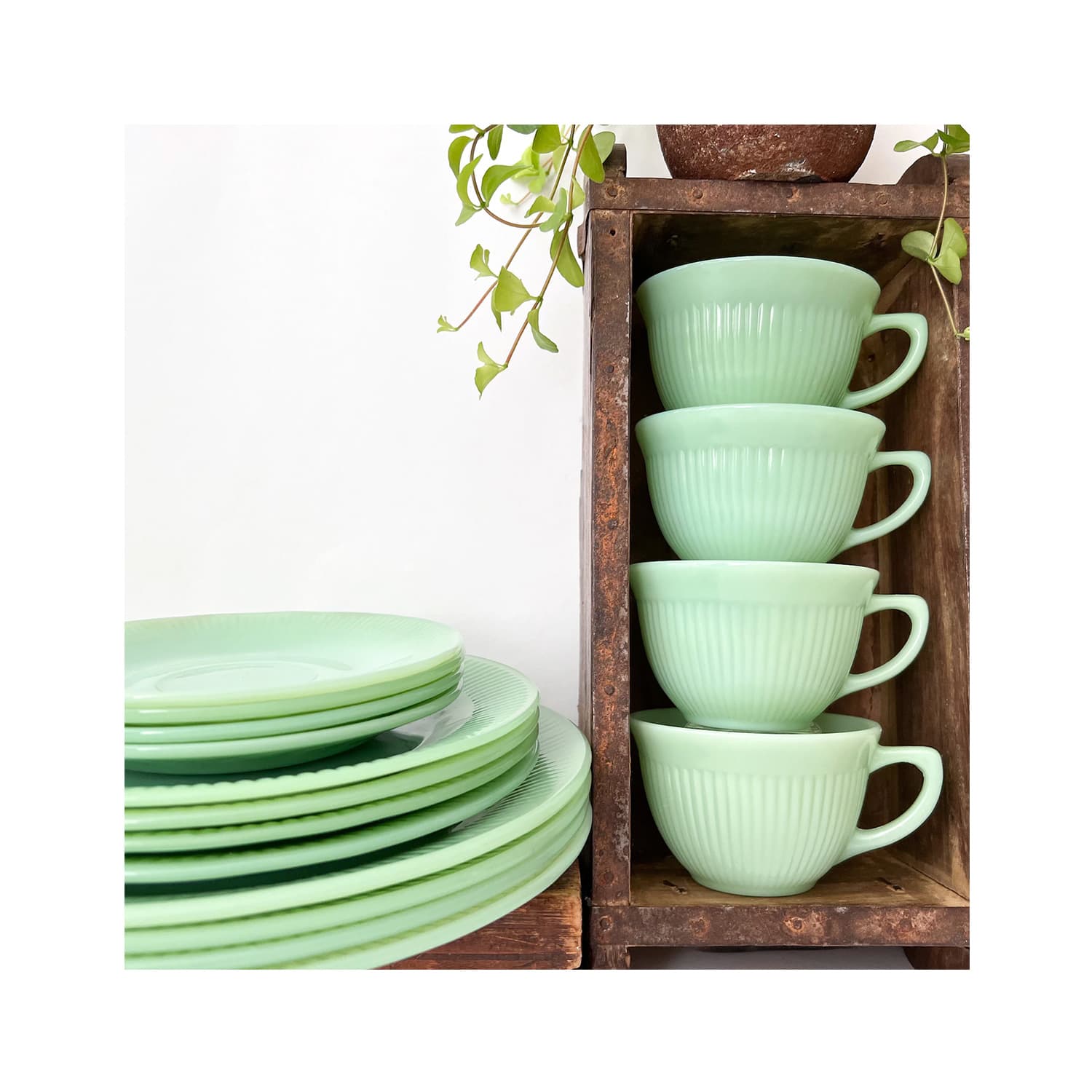 Set of 2 Anchor Hocking Jadeite Alice Cup and Saucers hotsell - 4 Pieces