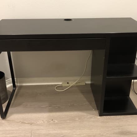West Elm White Mini Desk Zane Apartment Therapy S Bazaar