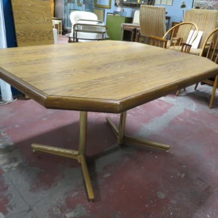 Sale Vintage Mcm Lucite Dining Table And 4 Chairs Apartment Therapy S Bazaar