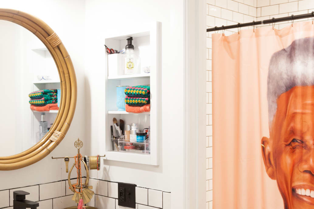 Shower Curtains Vs. Shower Doors: Which Is Better ...