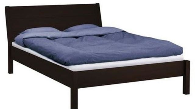 Ikea Nyvoll Queen Size With Sultan Hallen Mattress Apartment