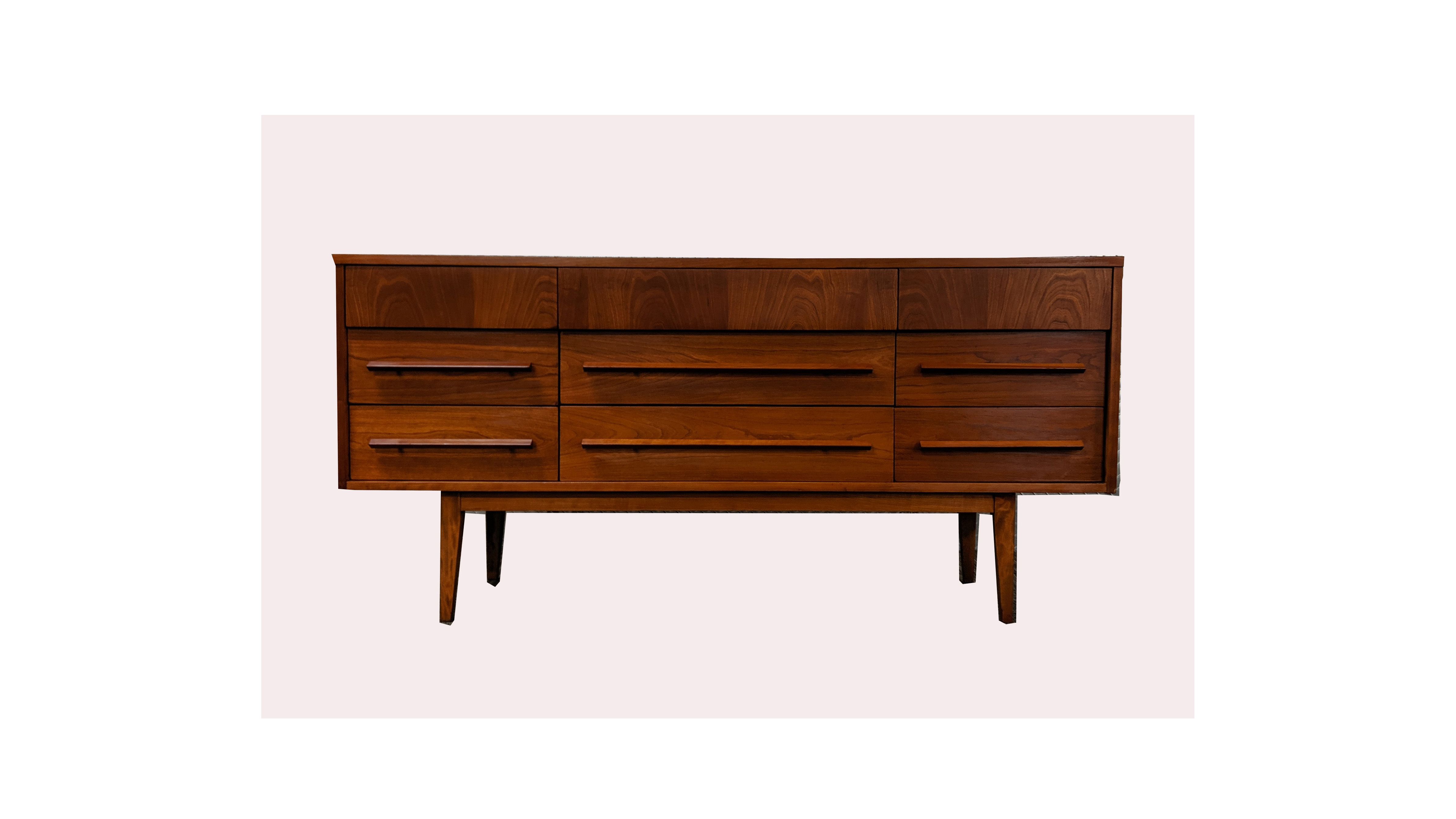 Mid Century Modern Dixie 9 Drawer Dresser Credenza Apartment