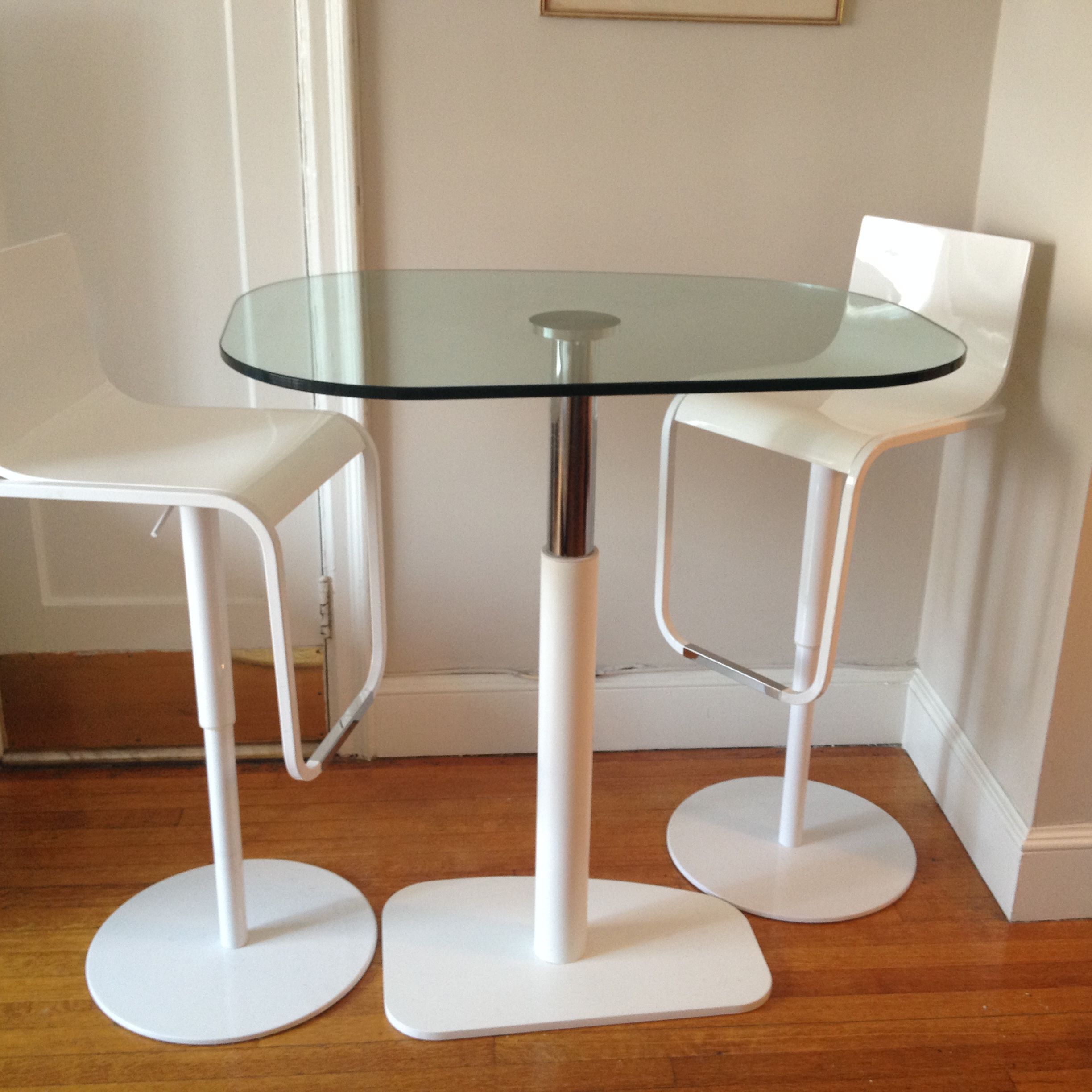 Ligne Roset Piazza Table And Set Of Jolie Chairs Apartment Therapy S Bazaar