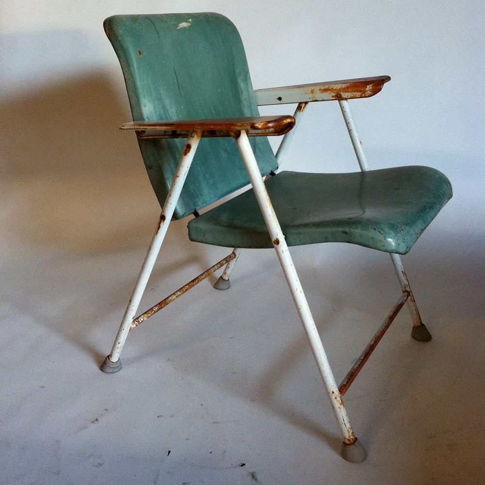 1950s Russel Wright Metal Folding Chairs By Samson Apartment