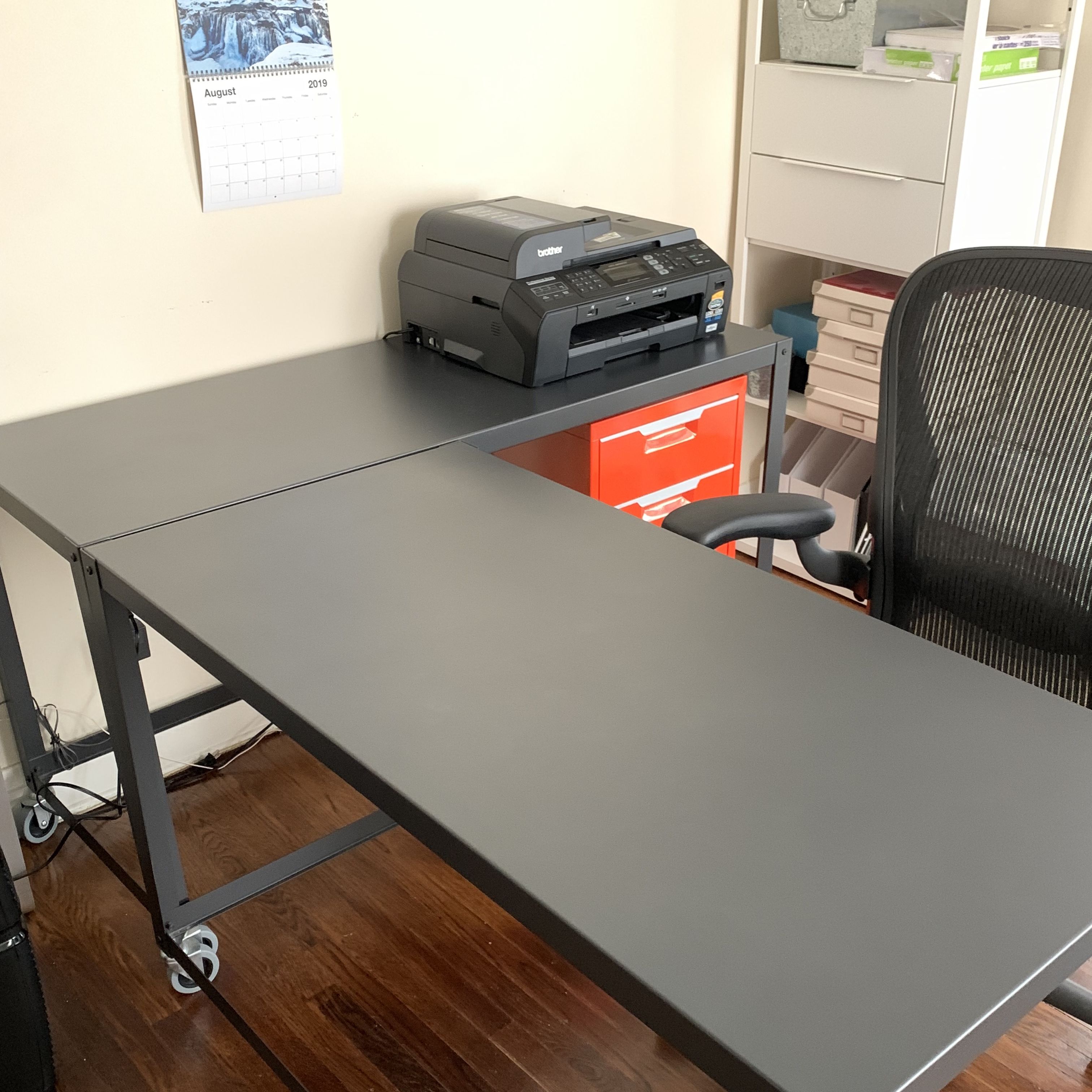 Go Cart Desk Apartment Therapy S Bazaar
