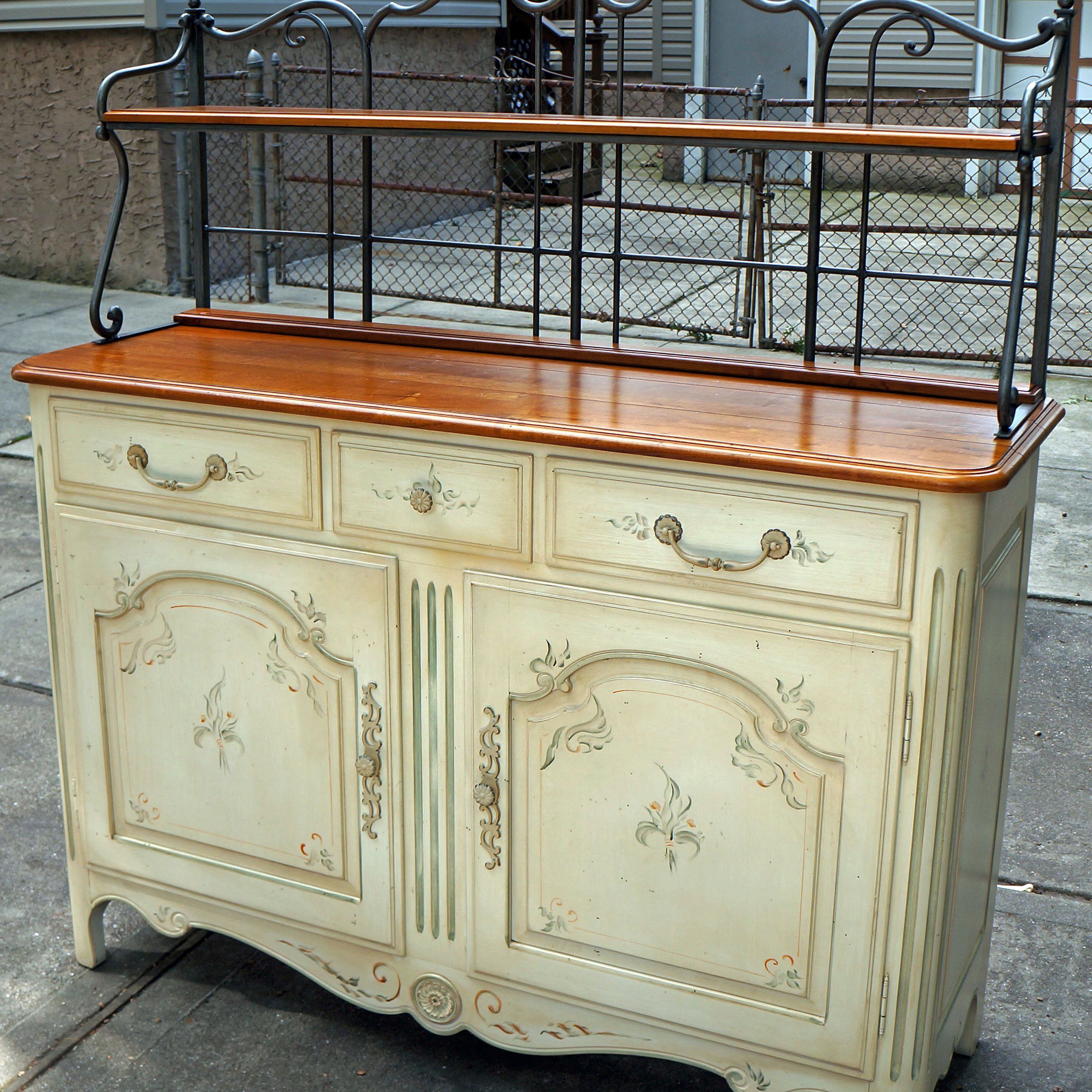 Country French Ethan Allen Credenza Buffet