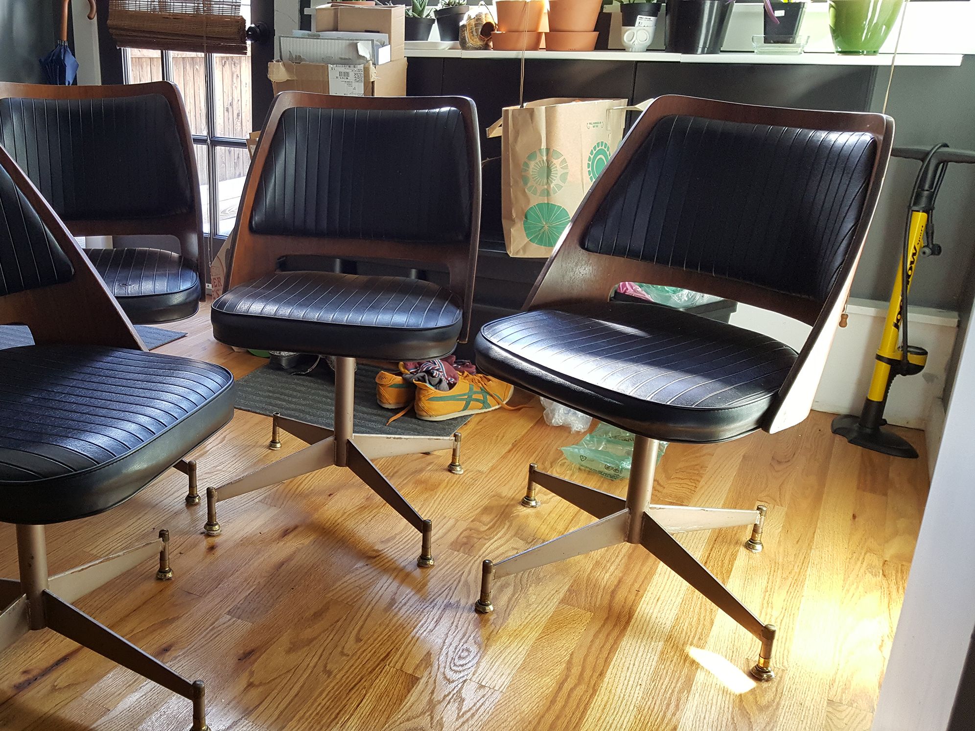 Mid Century Modern B Brody Molded Swivel Chairs Apartment Therapy S Bazaar