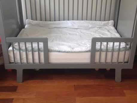 oeuf sparrow changing table