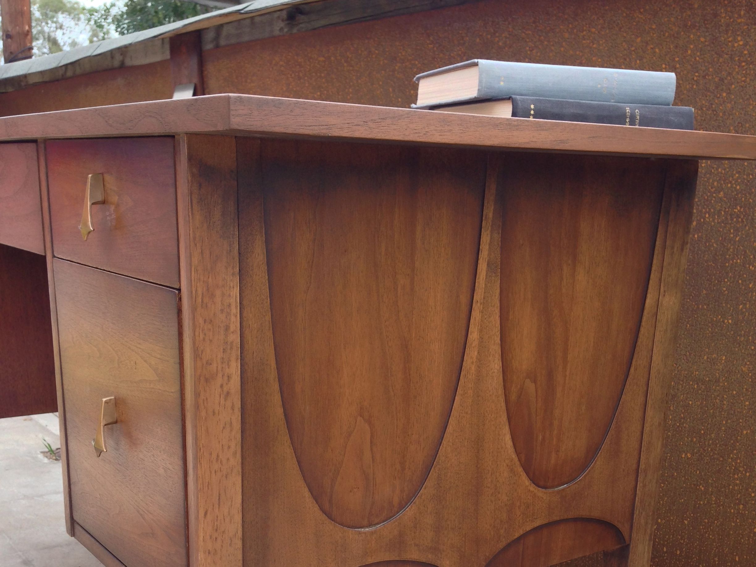 Broyhill Brasilia Desk Apartment Therapy S Bazaar