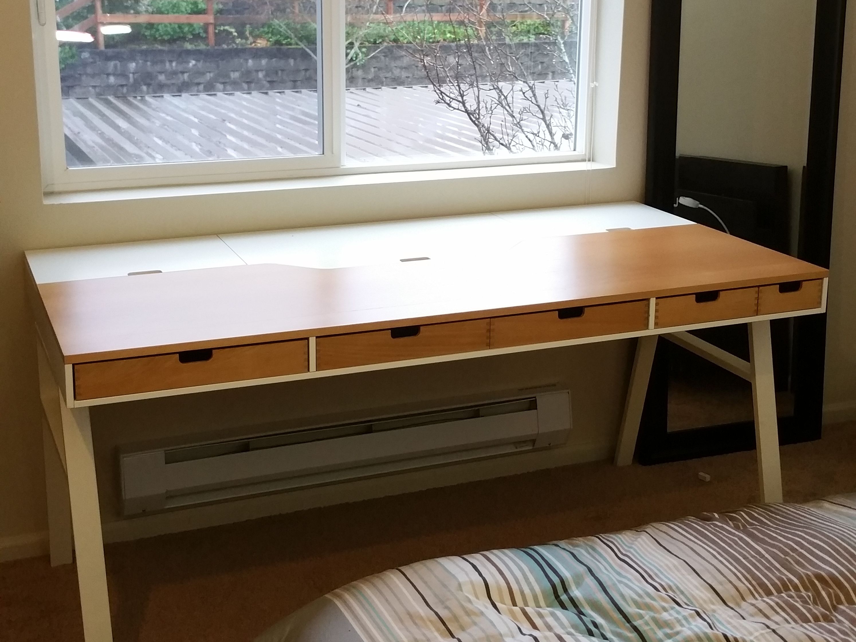 Ikea Motiv Desk Rare Modern Apartment Therapy S Bazaar