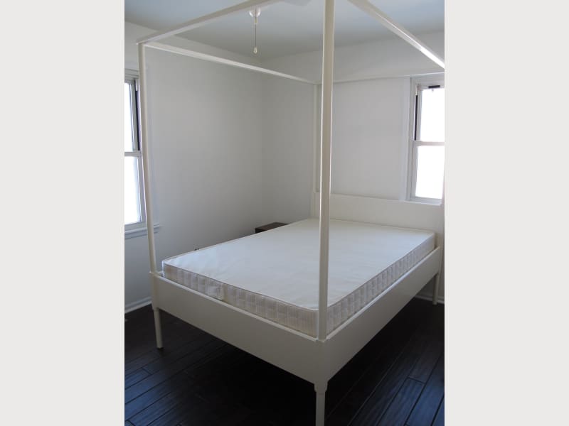 Queen Size White Ikea Edland Canopy Bed Apartment Therapy S Bazaar