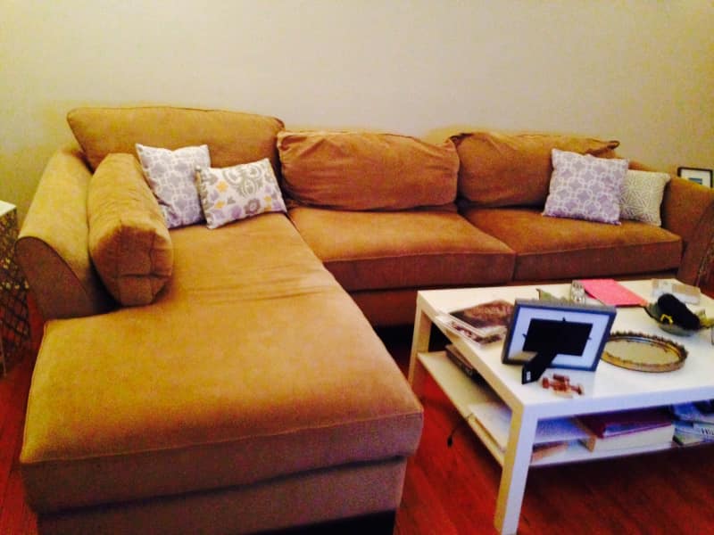 La Z Boy Sinclair 2 Piece Sectional With Chaise Apartment Therapy S Bazaar