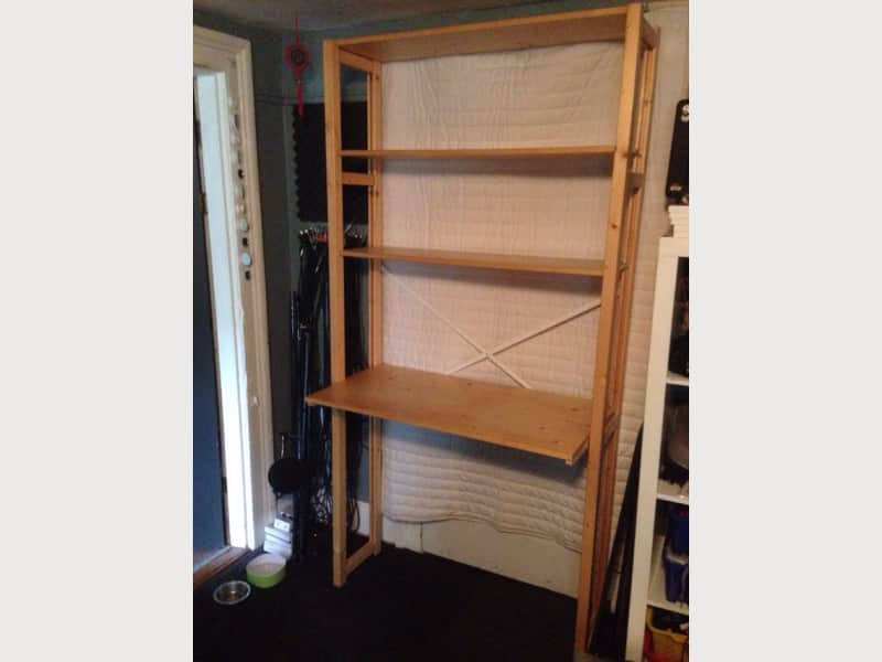 Container store Skandia shelving unit w desk - Apartment ...