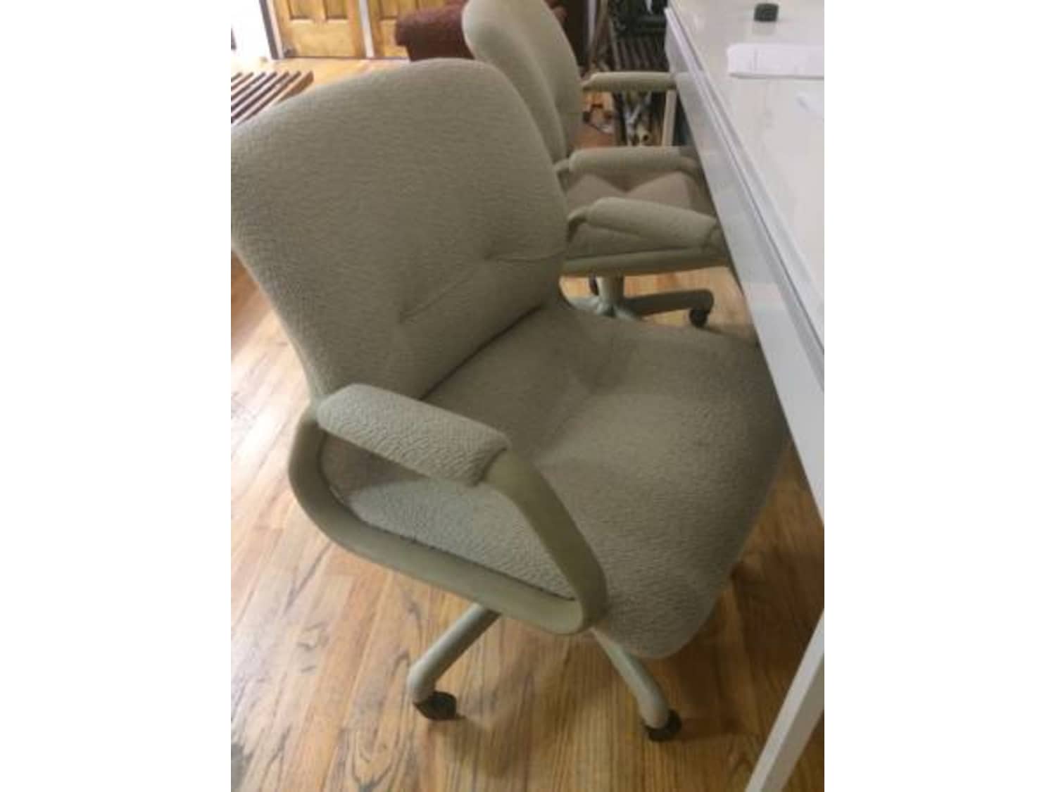Vintage 1986 Steelcase Office Chair 5 Wheel Base Apartment Therapy S Bazaar