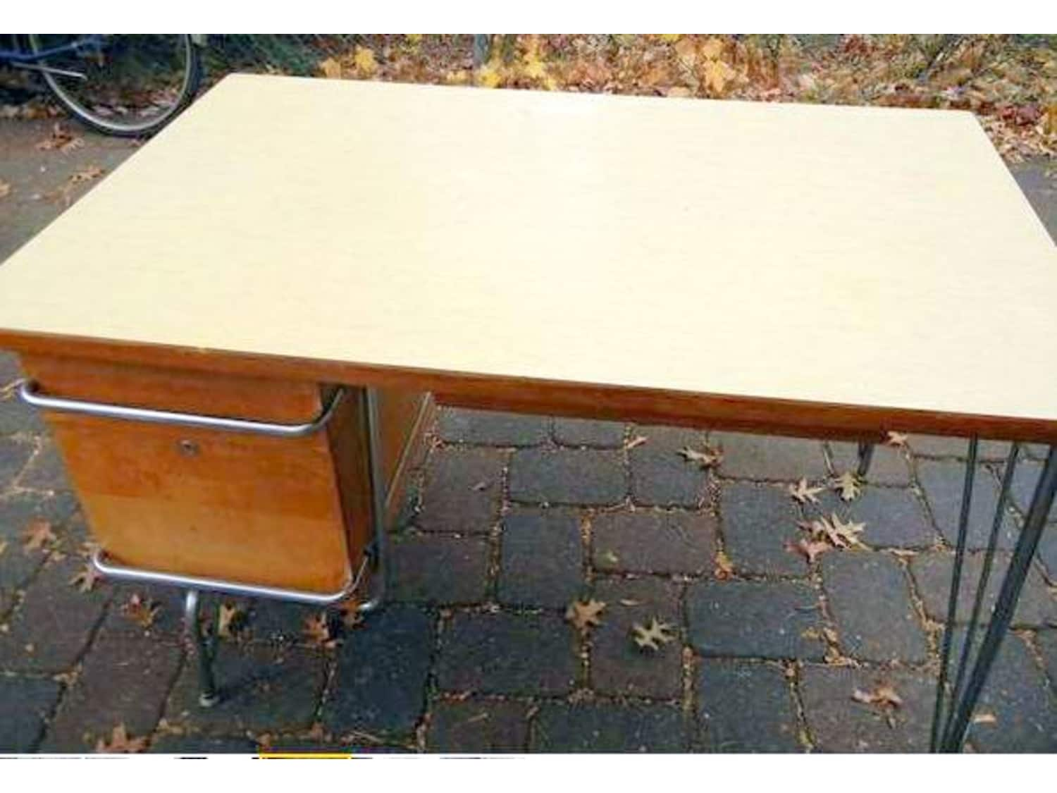 Rare Heywood Wakefield Kem Weber Trimline Desk Apartment