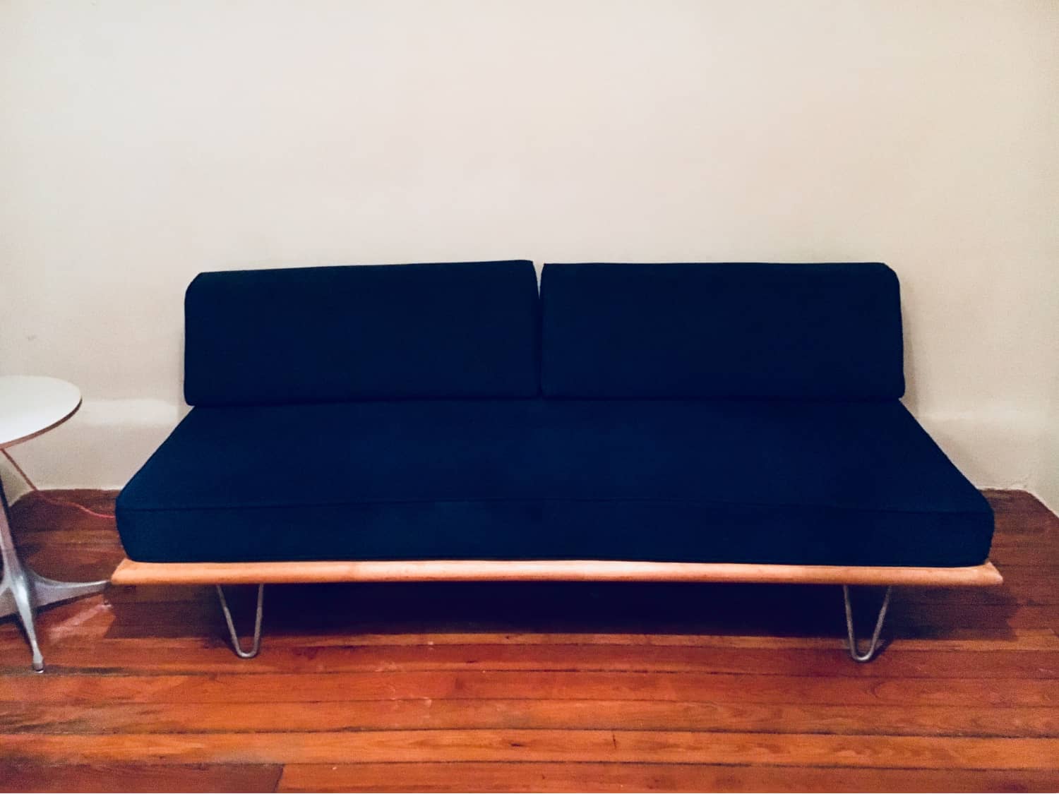 Herman miller bed picture