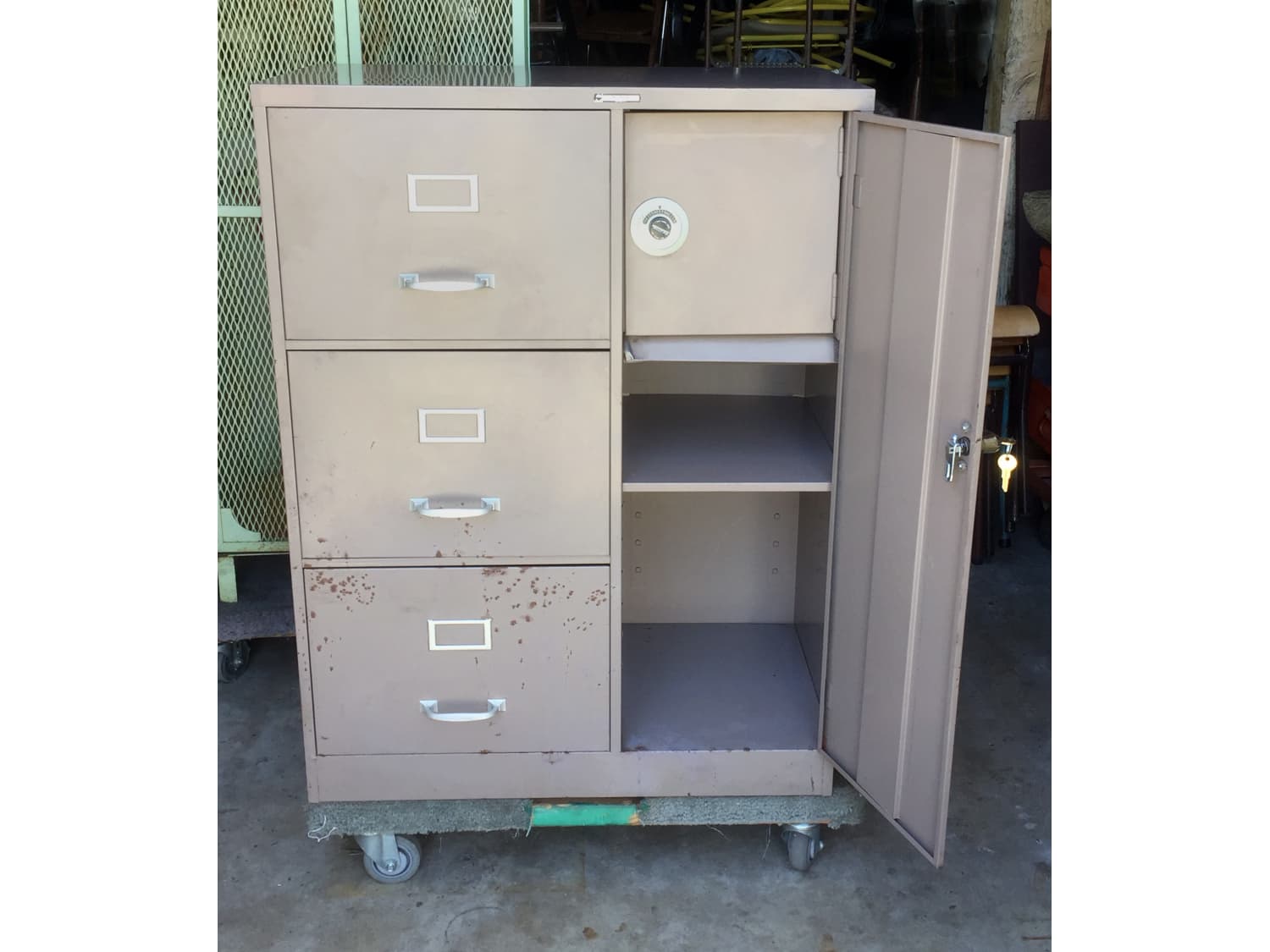Vintage Steelmaster Locking File Cabinet With Safe Apartment Therapy S Bazaar