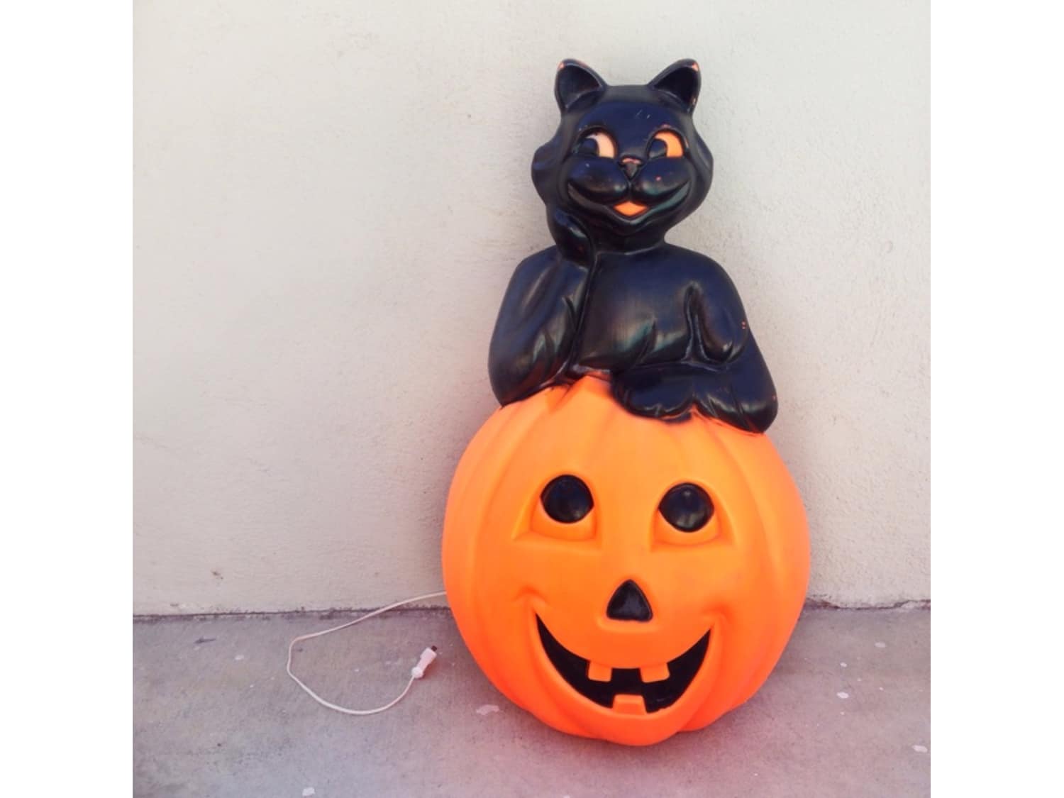 Sale Vintage Halloween Cat Pumpkin Blow Mold Apartment Therapy S