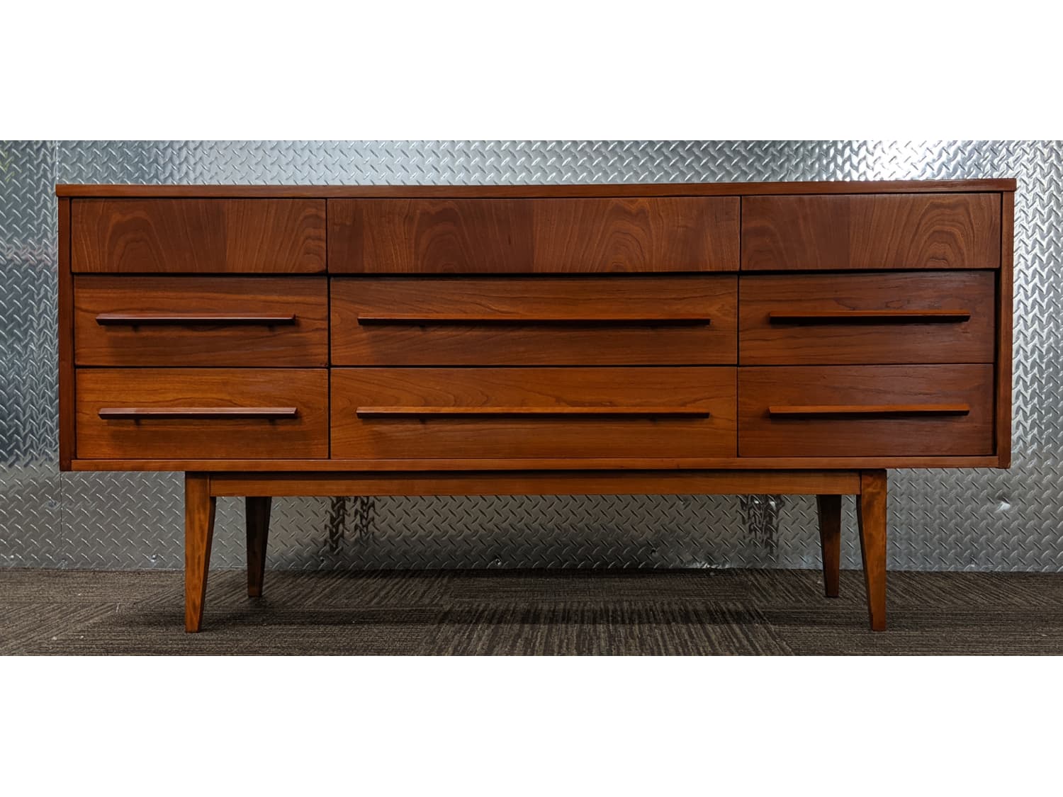 Mid Century Modern Dixie 9 Drawer Dresser Credenza Apartment