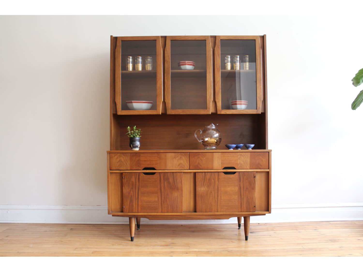 Kroehler china cabinet clearance