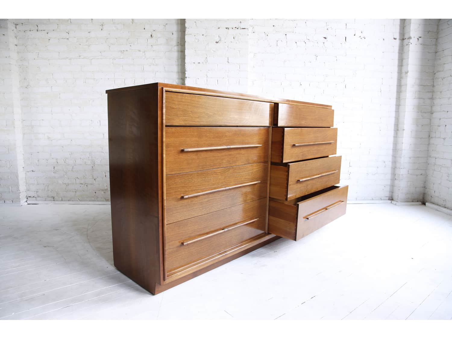 Mid Century Modern Heritage Henredon Dresser Apartment Therapy S