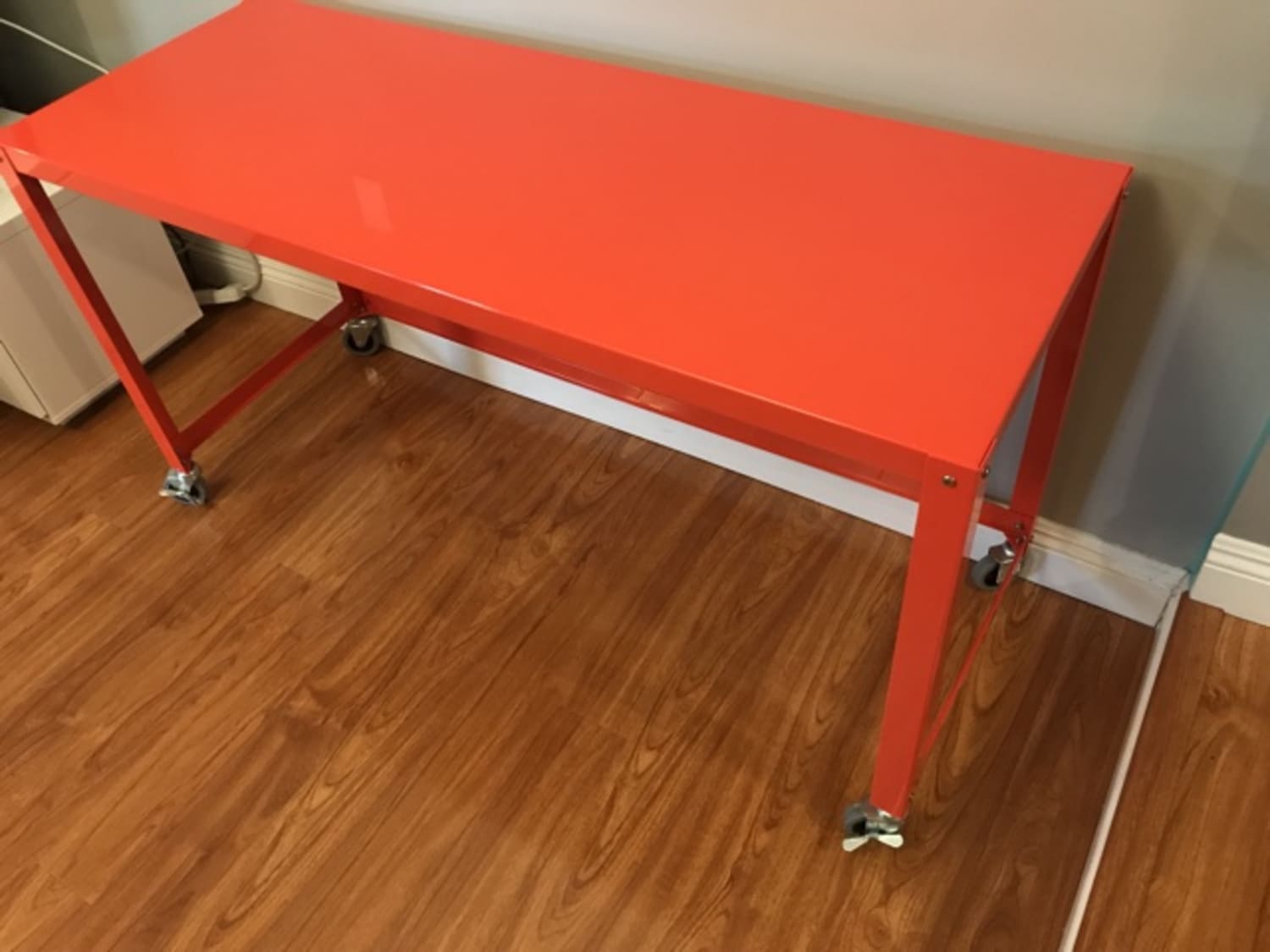 Cb2 Go Cart Orange Rolling Desk Apartment Therapy S Bazaar