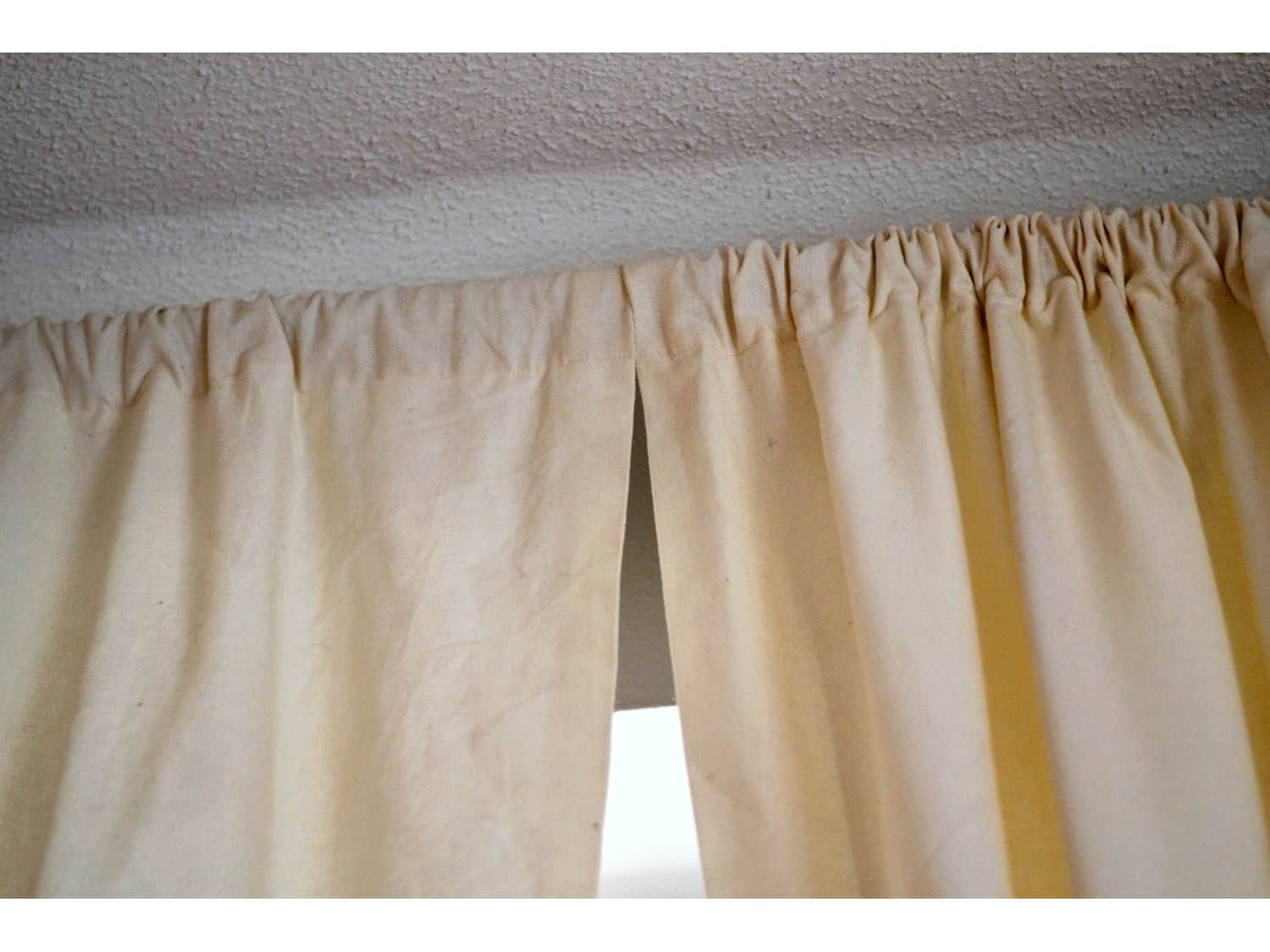 Pottery Barn Peyton Drapes 50 X 108 Ivory 2x Apartment