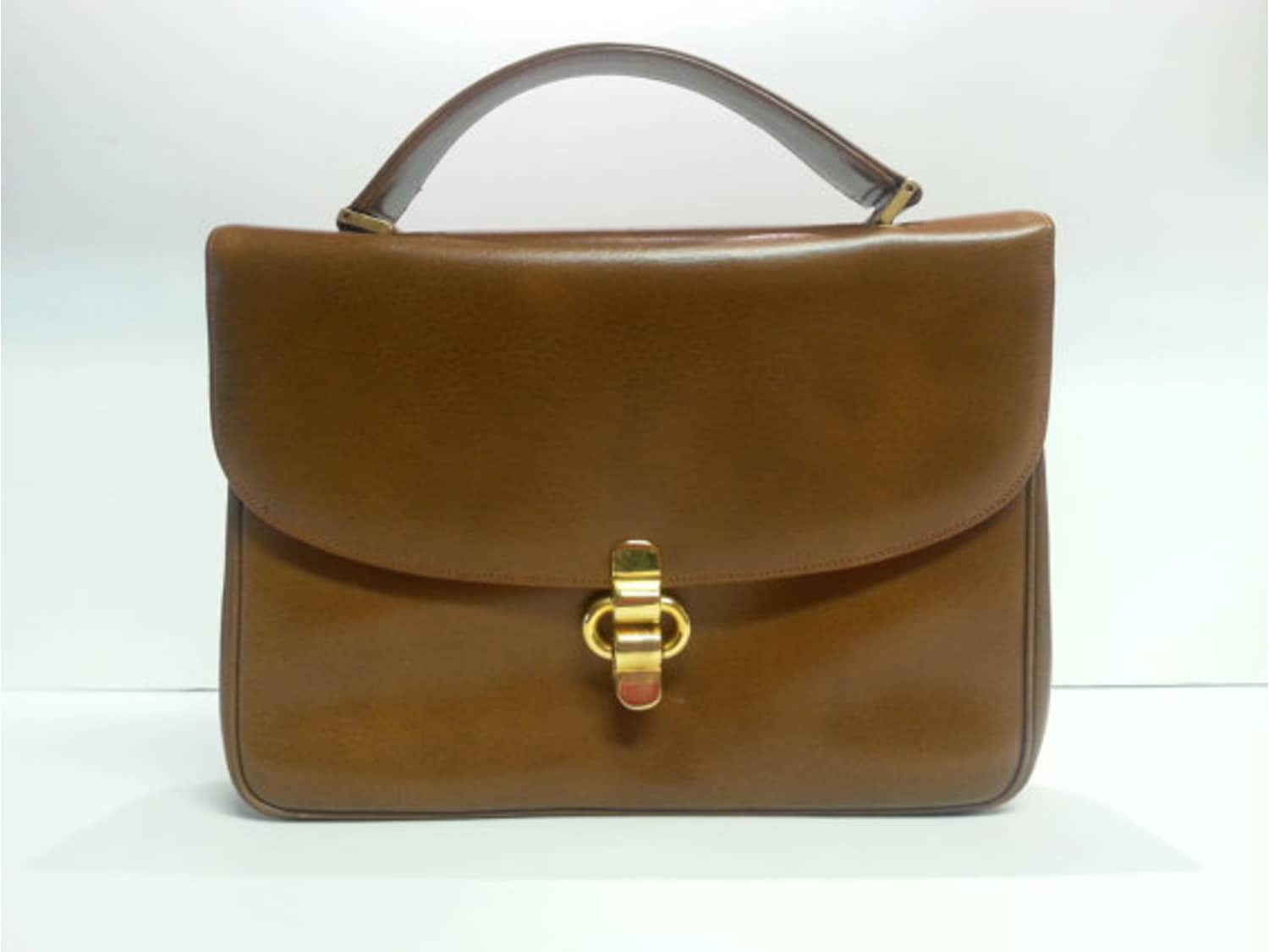 Vintage FRENCH Bienen-Davis Leather Handbag - Apartment Therapy's Bazaar.