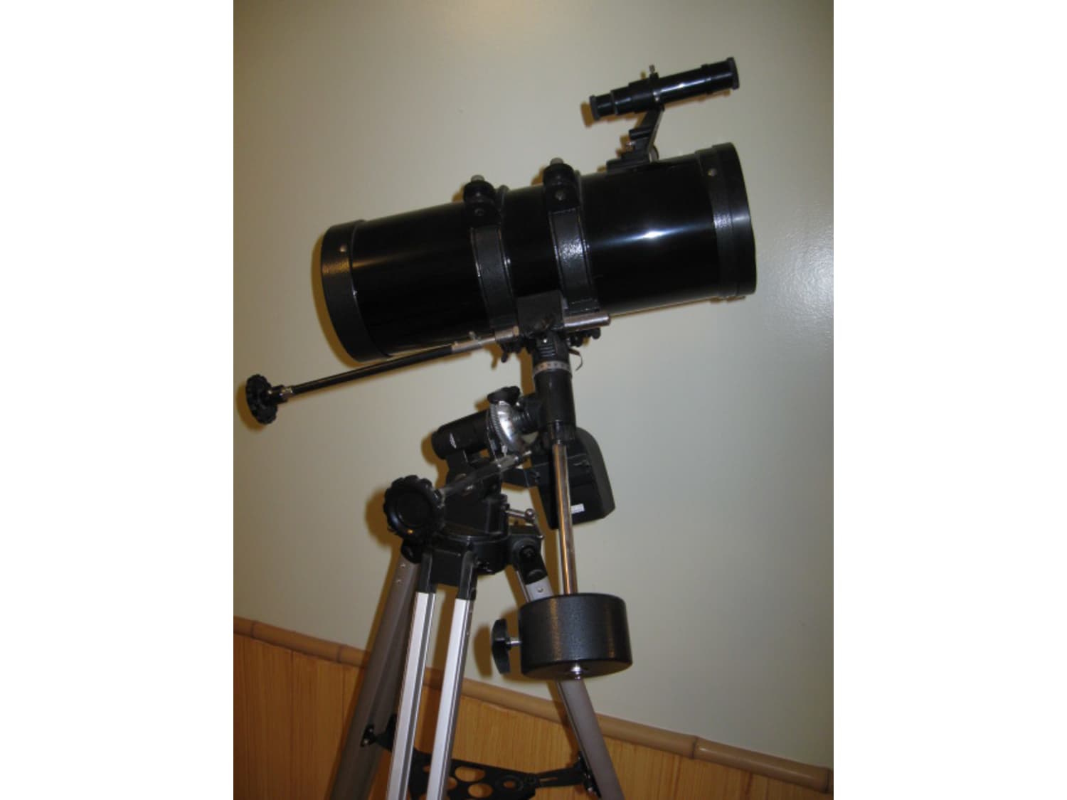 Telescope, Zhumell Eclipse 114 Apartment Therapy's Bazaar.