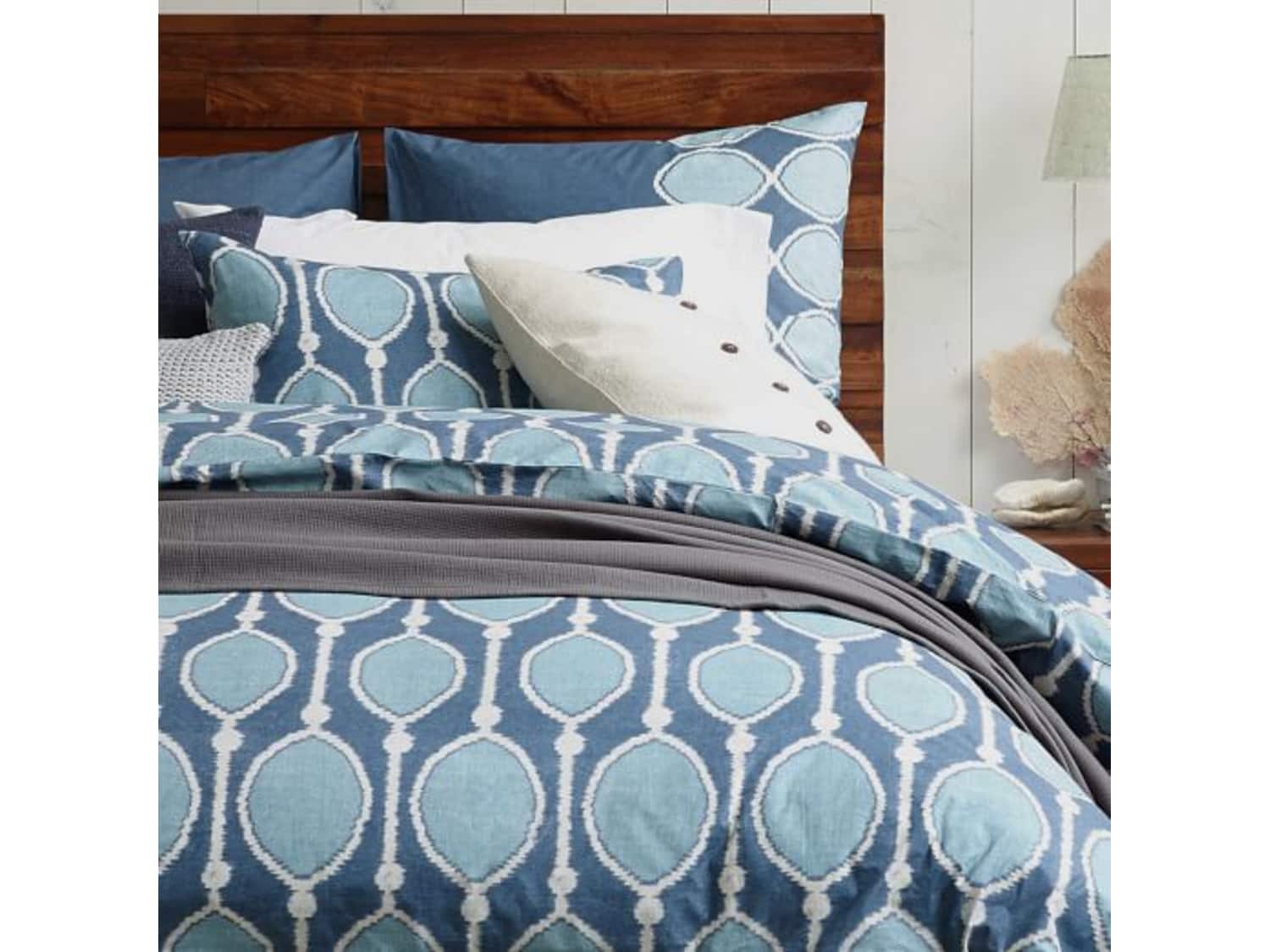 West Elm Bead Print Ikat Duvet Cover 2 Shams King Apartment