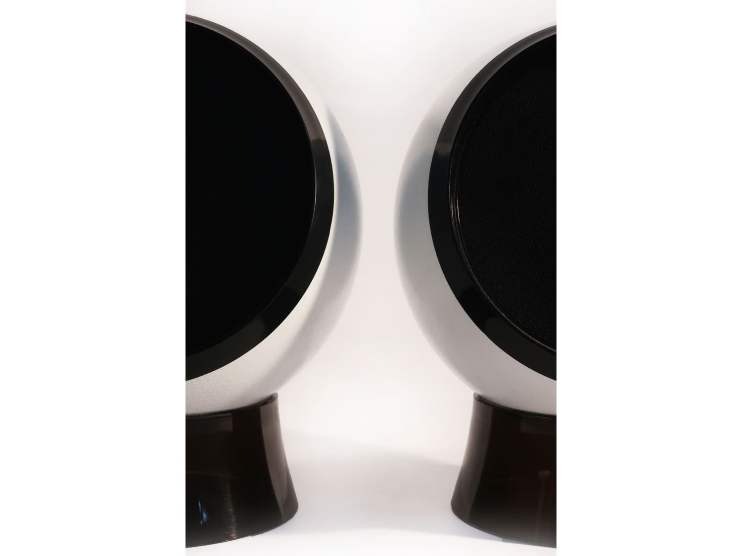 sylvania air suspension speakers