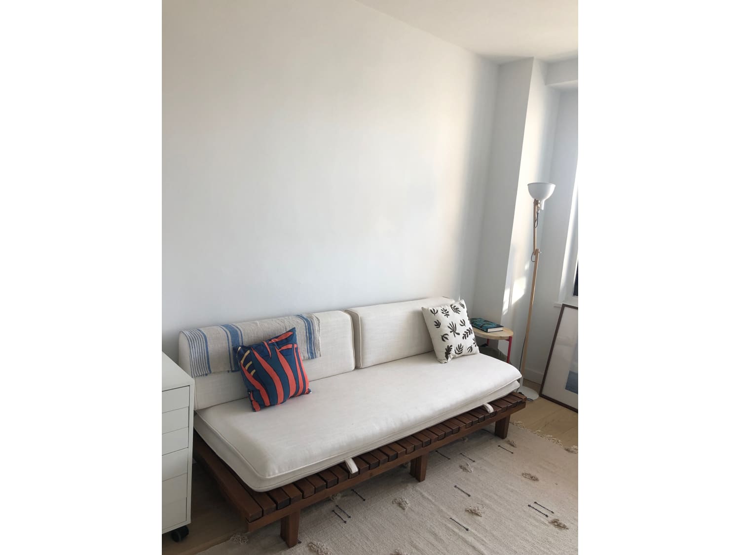 Barely Used Mid Century Modern Sofa Apartment Therapy S Bazaar